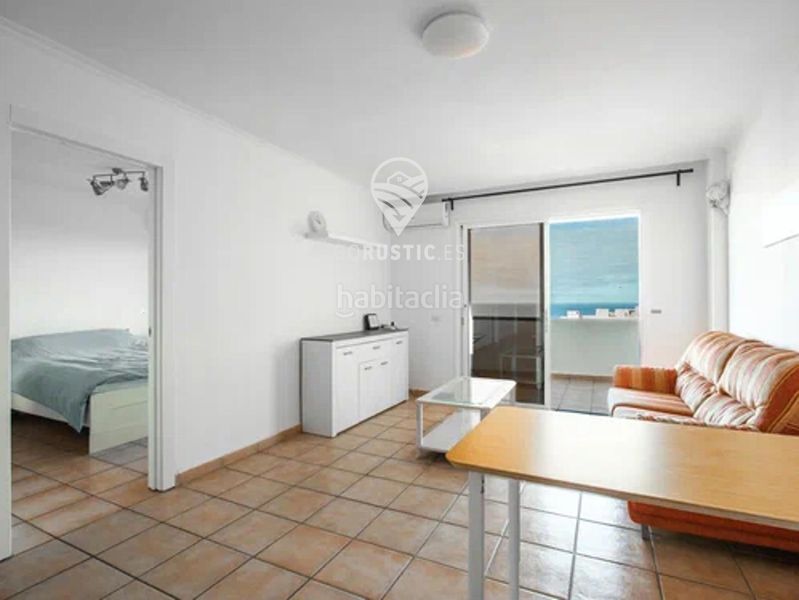 Foto 6a9d0fde-fc01-4dd4-9731-9827662e4caa. Apartament amb piscina a Casco Urbano Adeje