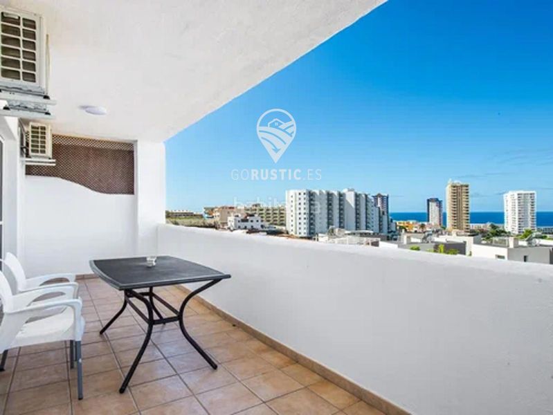 Foto a82e913d-dc83-4967-971e-0f092c052323. Apartament amb piscina a Casco Urbano Adeje