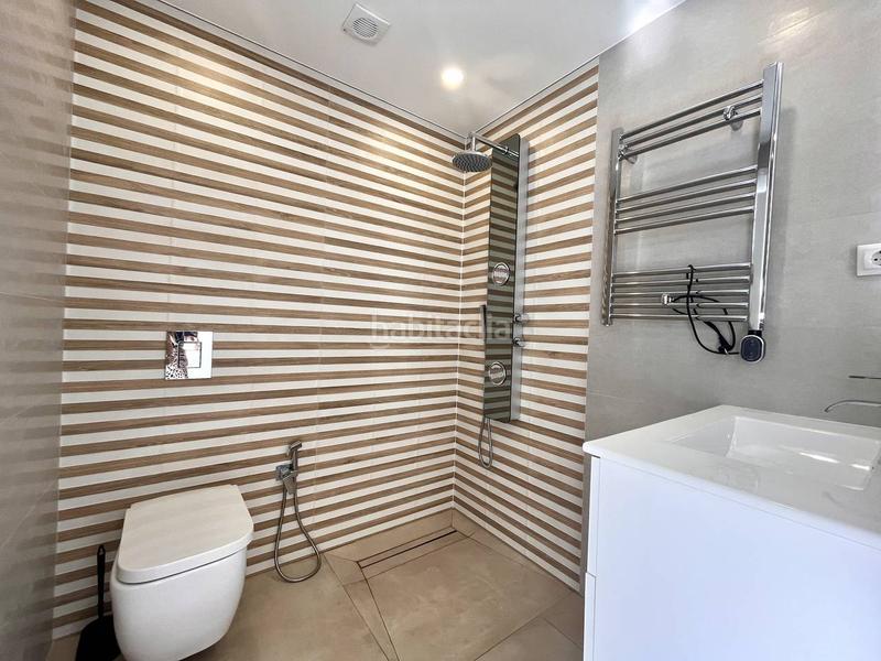 Foto 4a31a58f-ce3c-478a-b089-fa2ed2261ccf. Chalet with parking in Los Balcones-Los Altos Torrevieja