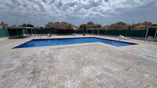 House in Zona Carrefour - Urbanizaciones