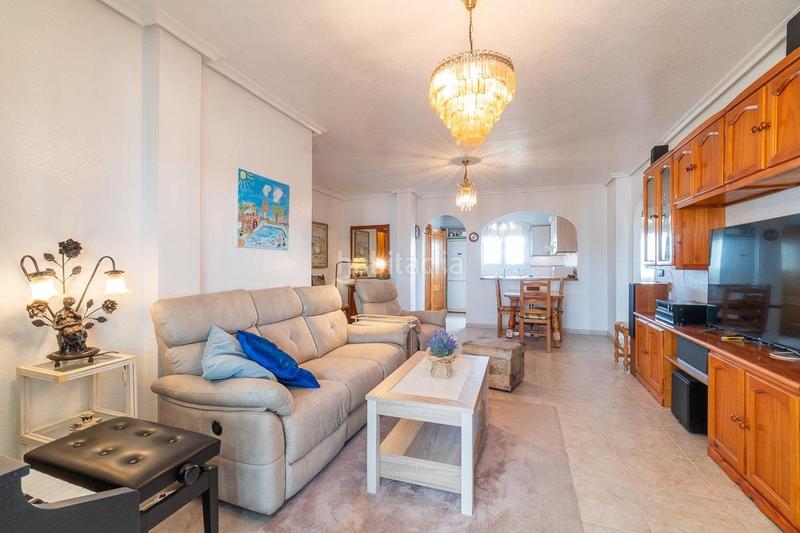 Foto 297312a6-17b1-4e0c-ac6a-a8d116479110. Àtic a calle de nicolás bussi a Playa Flamenca Orihuela