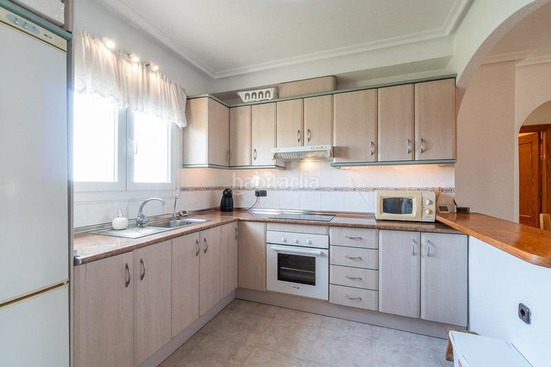 Foto 55d8c1b4-2efc-43bc-89b9-e8116bf75c0d. Àtic a calle de nicolás bussi a Playa Flamenca Orihuela