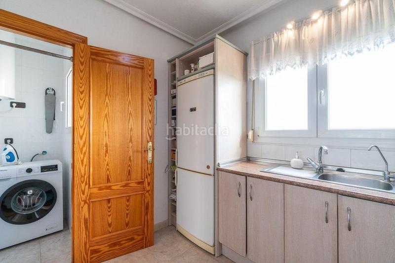 Foto 6def65b2-2fd6-4ca8-a3b2-40b78dd2ab79. Àtic a calle de nicolás bussi a Playa Flamenca Orihuela