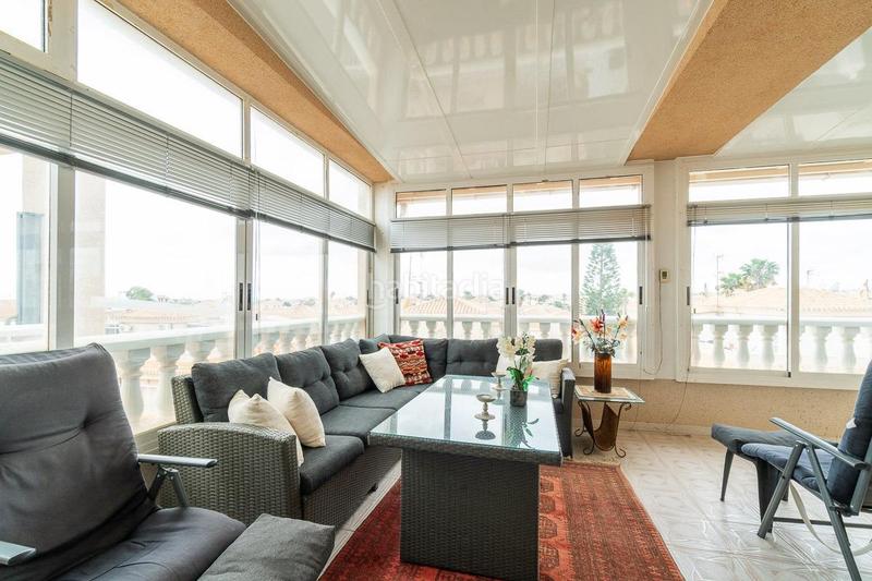 Foto b26dc338-a813-4033-b059-a474477eb9c9. Àtic a calle de nicolás bussi a Playa Flamenca Orihuela