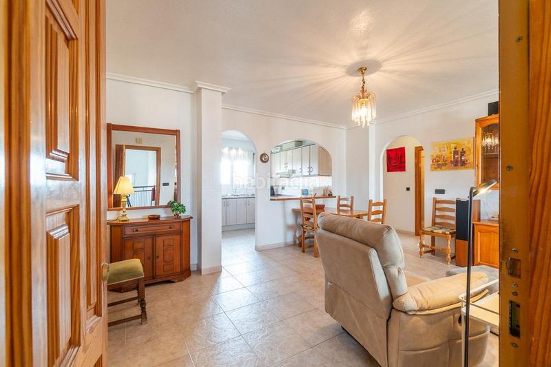 Foto dd89f7bf-81b4-431b-8b07-375b390b7ef4. Àtic a calle de nicolás bussi a Playa Flamenca Orihuela