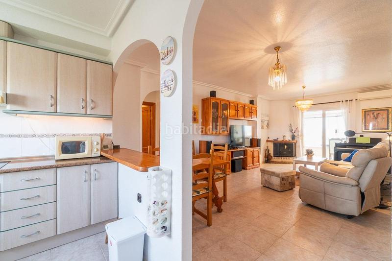 Foto f084358a-e619-4fef-97e6-78a6a00e5097. Àtic a calle de nicolás bussi a Playa Flamenca Orihuela