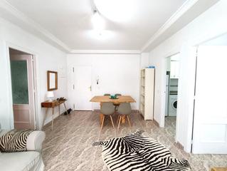 Pis a Las Piscinas Naturales. En venta piso de 3 dormitorios con 2 con baños a solo 350m playa