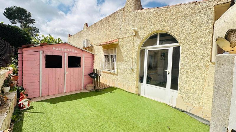 Foto 44faa19d-f46a-49d9-8f26-a668d5975107. Haus mit pool in Los Balcones y los Altos Orihuela