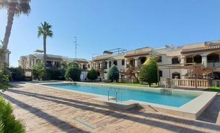 Planta baixa a Parque Acuático - Sector 25. Encantador apartamento de 2 dormitorios en planta baja con vista