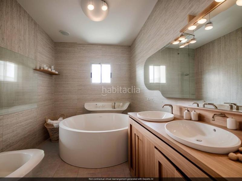 Foto 006b2149-1aea-4373-a1ec-15d7ef13ddb0. Chalet  exclusivo con vistas a la laguna de la sal en Torrevieja