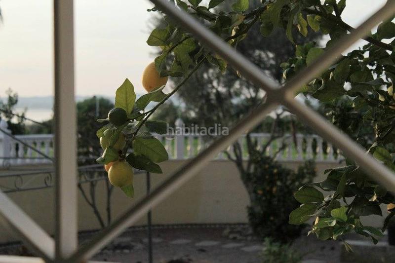 Foto 1ab20e5e-64be-406f-87e7-00a69c8473a2. Chalet  exclusivo con vistas a la laguna de la sal en Torrevieja