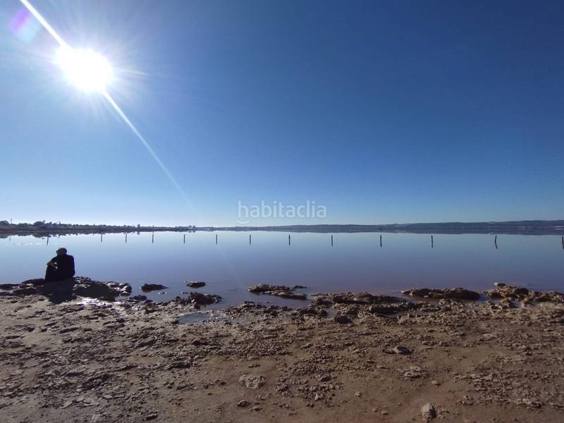 Foto 31c3d7c9-45af-4143-bab3-93452e5b60cf. Chalet  exclusivo con vistas a la laguna de la sal en Torrevieja