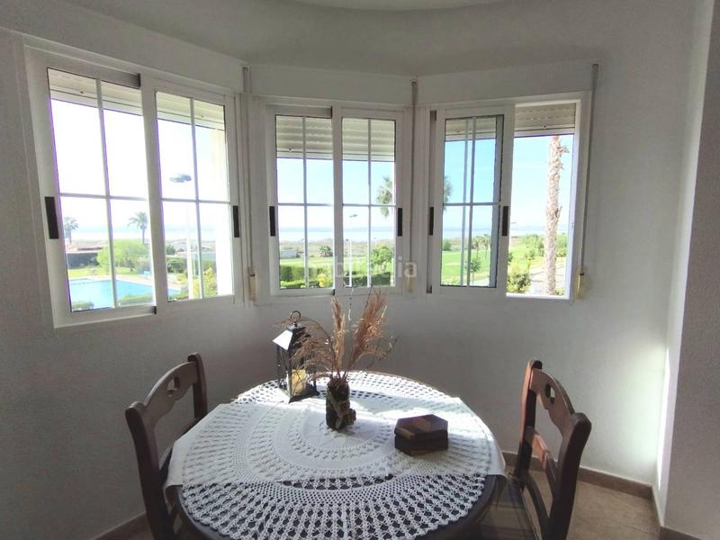 Foto 49204551-4158-478b-be6d-69a7997291c0. Chalet  exclusivo con vistas a la laguna de la sal en Torrevieja