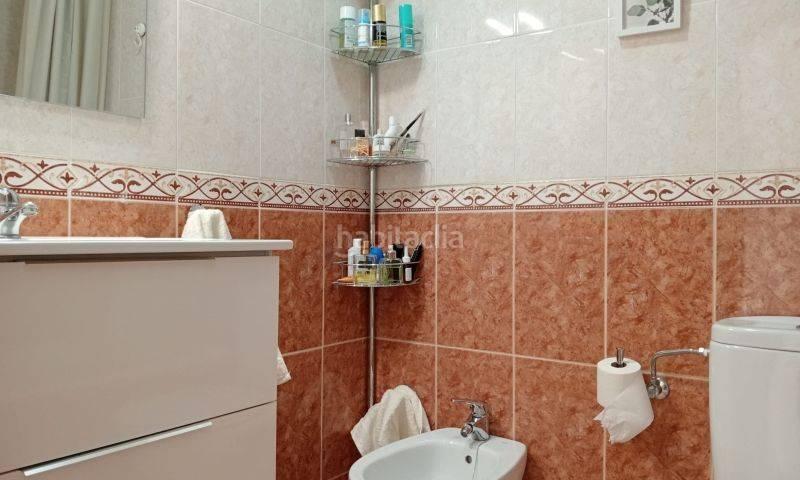 Foto d00935f2-8c2d-4343-9cd7-7dc9187a2562. Apartament amb aparcament a Parque de las Naciones Torrevieja