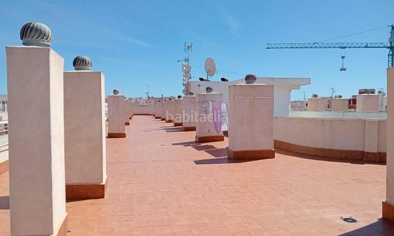 Foto 5b10f874-4c5c-4f48-97ab-f6cc6c4cb225. Piccolo appartamento con parcheggio in Parque de las Naciones Torrevieja