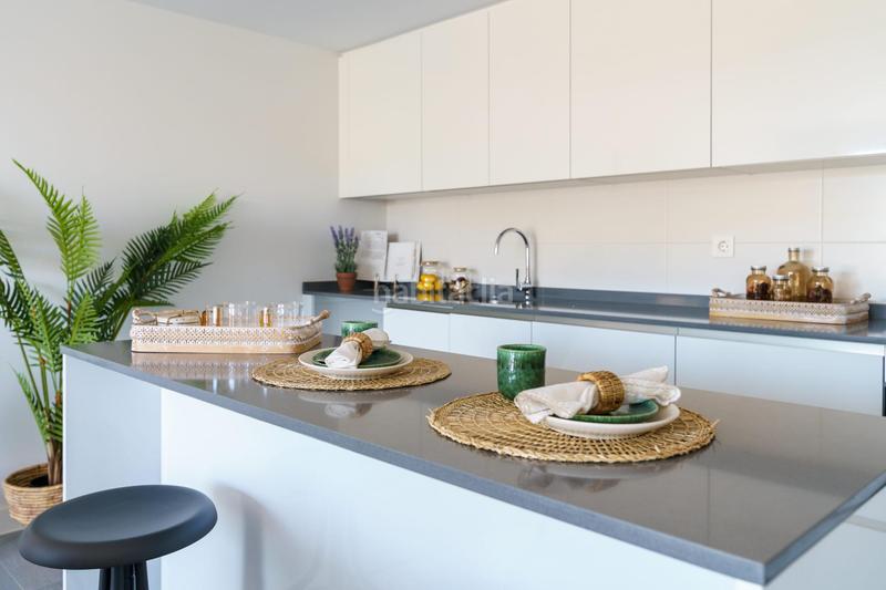 Foto 3d49a7d5-31a1-49f5-9960-491b5f436a49. Appartement mit parking pool in El Faro de Calaburra - Chaparral Mijas