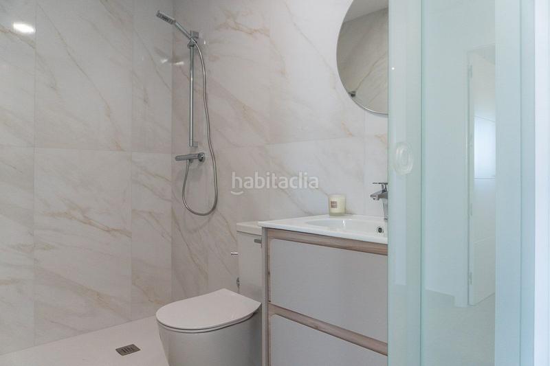 Foto 9334e1b0-7f66-4705-bbee-f0b9dc2b2b33. Apartament amb piscina a Playa Flamenca Orihuela