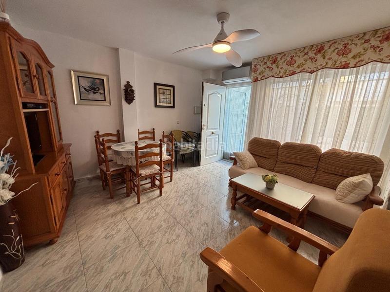 Foto f2039dc2-e05d-4b99-8fb7-4db386486db0. Maison jumelée avec piscine dans Zona Carrefour - Urbanizaciones Torrevieja