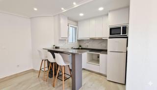 Àtic a Puerto Deportivo. Ático con acabados de lujo y garaje