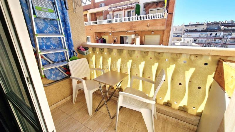 Foto c82d2254-92ef-4bcd-b882-2ad83d77f378. Piso apartamento luminoso con piscina en el corazón en Torrevieja