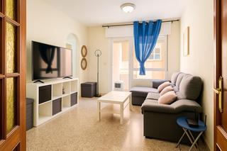 Appartement  Calle del mar báltico. Acogedor apartamento a 200 m de la playa, ideal para vivir o inv