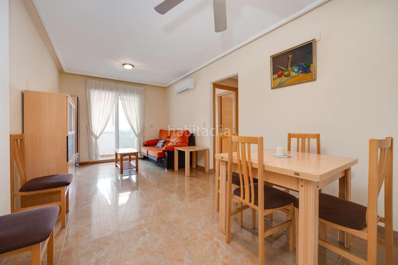 Foto ea82a9ea-7d14-48b5-802a-c3256a2efbec. Appartement dans calle joaquin chapprieta dans El Molino Torrevieja