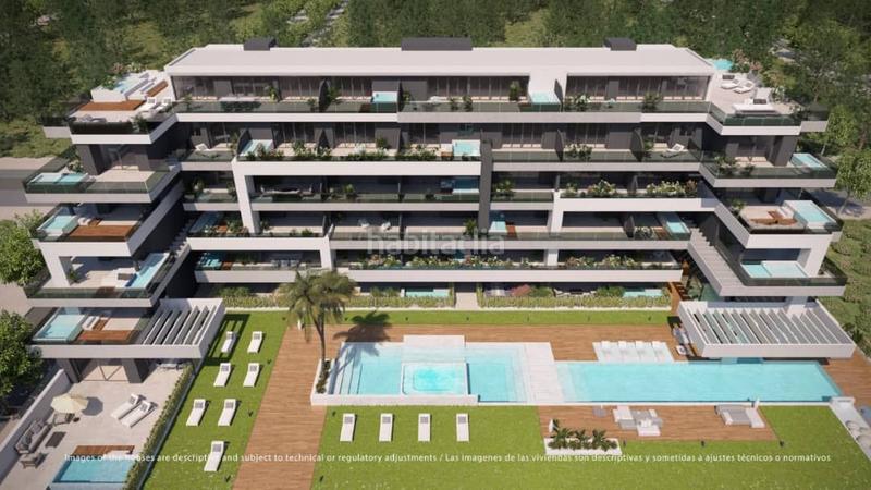 Foto e5fd53f4-cbbc-4e2d-9418-ad06f88ece48. Apartment with parking pool in Las Flores Mijas