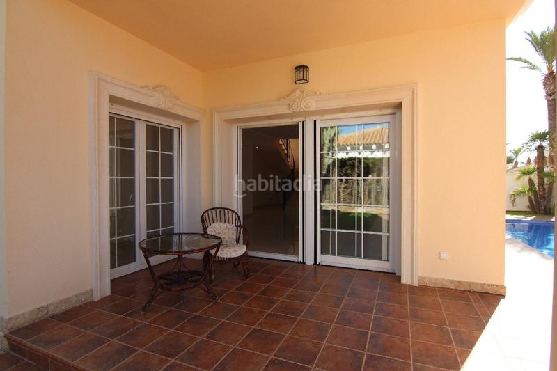 Foto d2117d20-2936-44c0-9815-df993a6f697c. Chalet villa en Cabo Roig, costa en Cabo Roig Orihuela