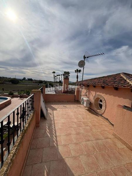 Foto ccd363de-e951-432a-9046-4e8cb877bec6. Casa amb aparcament piscina a Dolores