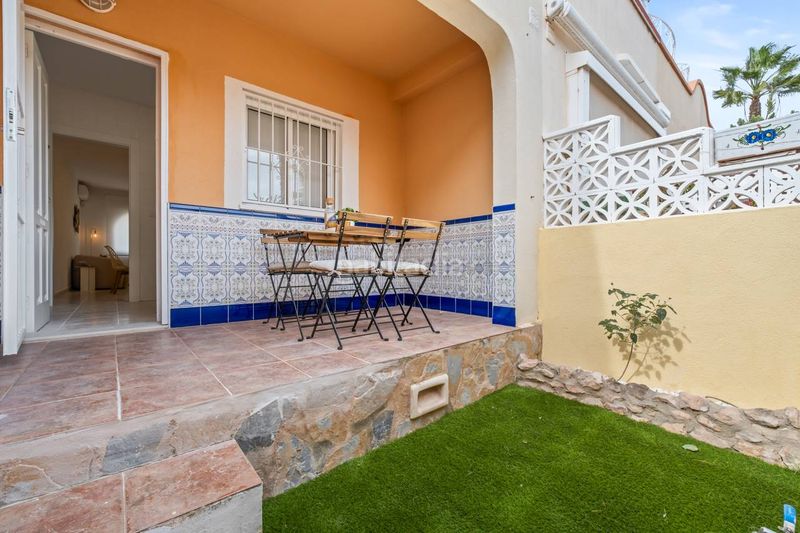 Foto 440c8dc8-8431-4cba-af0f-4f51b98f2783. Casa a Playa Flamenca Orihuela