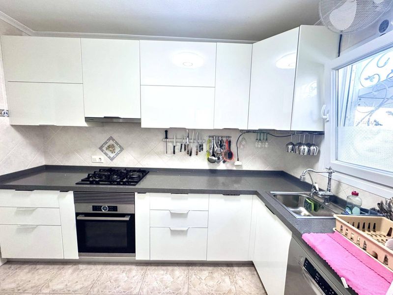 Foto 77b7b6de-84f3-4f09-a85d-81308936d94b. Casa amb piscina a Playa Flamenca Orihuela