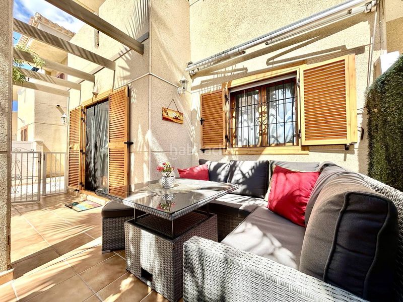 Foto 214398f4-ca43-4862-a88a-0dae24bfc131. Casa amb aparcament a Playa Flamenca Orihuela