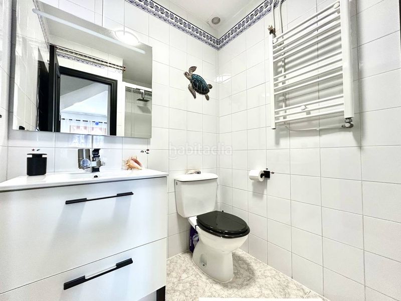 Foto b770aedc-59b5-4735-b21e-94ba537edddf. Casa amb aparcament a Playa Flamenca Orihuela