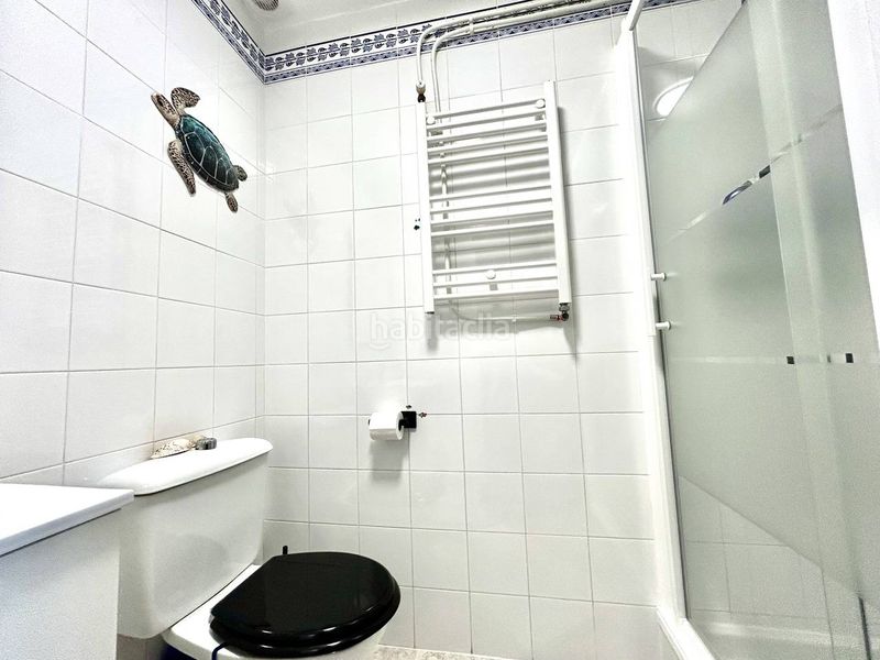 Foto e9250824-ec8f-49e8-a59f-de9d265d6da5. Casa amb aparcament a Playa Flamenca Orihuela