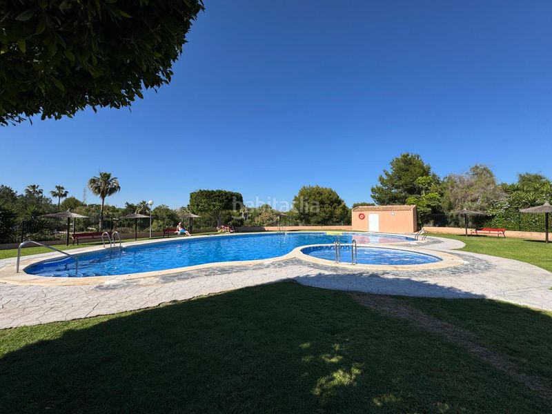 Foto ab3cbfa1-1237-41d5-8748-f7197f74d3ab. Casa amb aparcament piscina a La Florida Orihuela