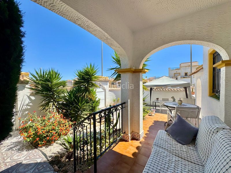 Foto f166cf05-339e-4da4-927d-518084258dc6. Casa amb aparcament piscina a La Florida Orihuela