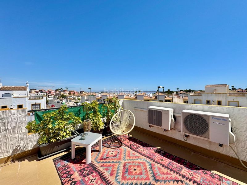Foto f456e888-0cce-4c65-981b-d8215e9b6822. Casa amb aparcament piscina a La Florida Orihuela