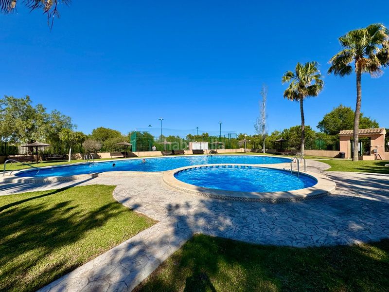 Foto f4ffcc94-554a-44f8-9911-b776156461d7. Casa amb aparcament piscina a La Florida Orihuela
