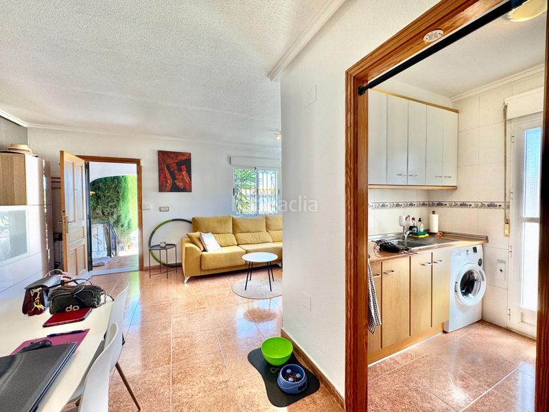 Foto f9325776-abab-4727-b5b2-6021e331bc46. Casa amb aparcament piscina a La Florida Orihuela