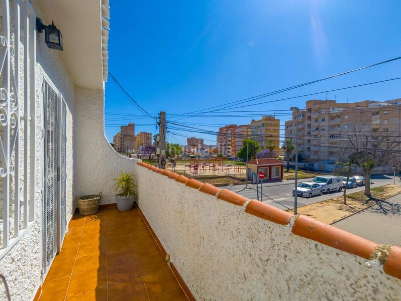Foto c3f6cdeb-d74f-40b1-8149-befcc29334ca. Casa a nueva Torrevieja Torrevieja