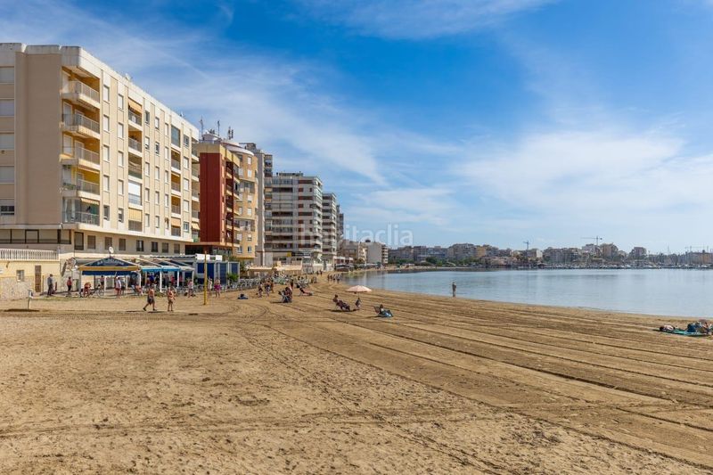 Foto 39d4347c-2234-4876-b40a-b90af36c3bdf. Casa adossada a Puerto Deportivo Torrevieja