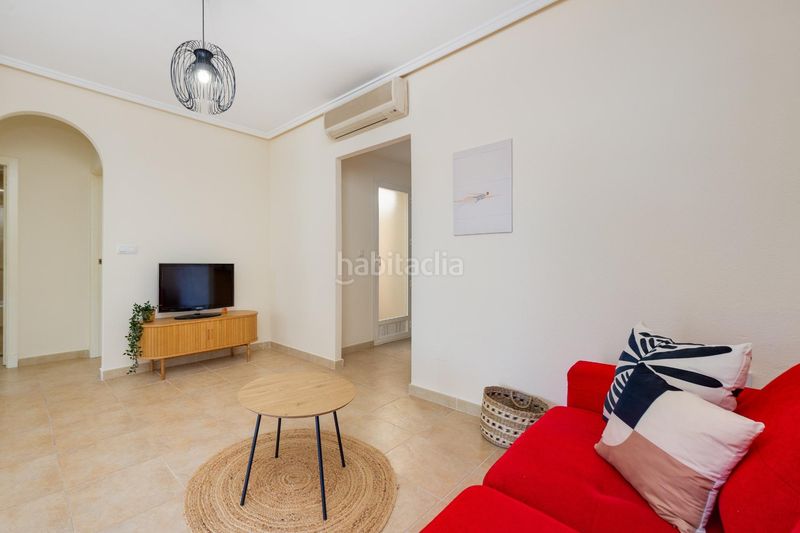 Foto 99a81ddb-a3fe-4db7-a9f8-d79d43350e1b. Casa amb aparcament piscina a Aguas Nuevas Torrevieja