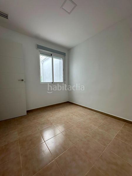 Foto fefc6187-184d-4c88-bd1d-b32a984f977f. Casa a Zona Carrefour - Urbanizaciones Torrevieja