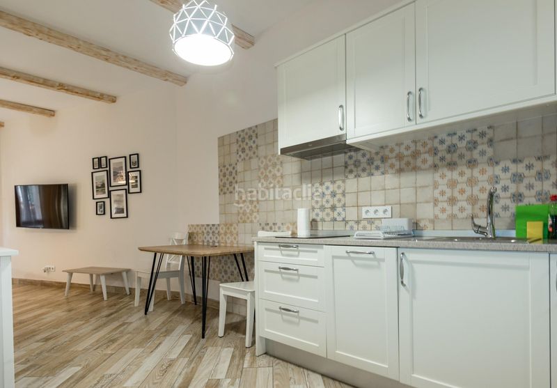 Foto a9ae4cc7-fd65-4eca-8e3e-628861fd34dc. Estudi a Zona los Frutales Torrevieja