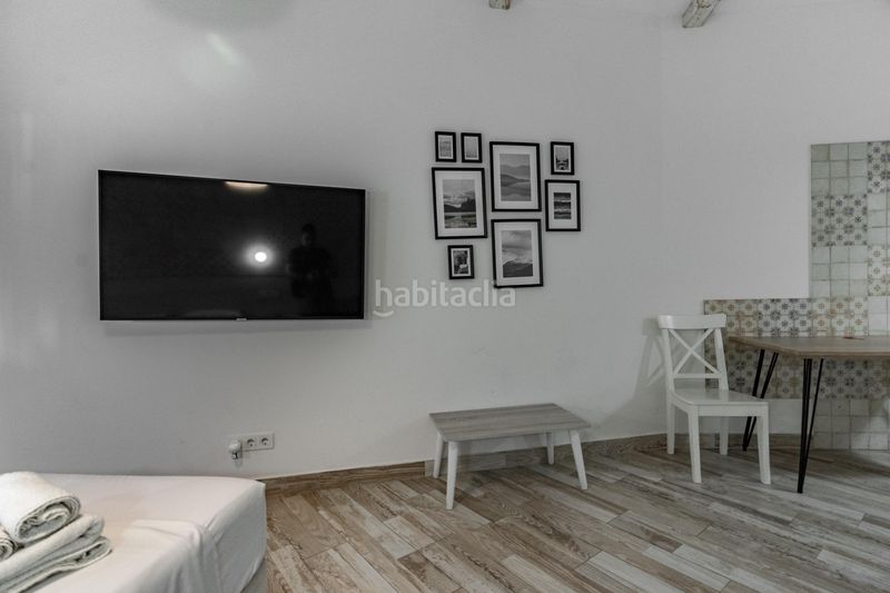 Foto bee6f1ce-4734-48c7-a05c-8ca46dcc6873. Estudi a Zona los Frutales Torrevieja