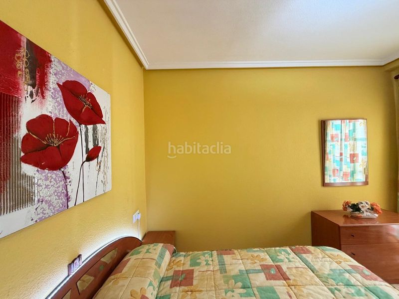 Foto bbf93501-a645-439a-b3bd-0dd4571882fb. Àtic amb aparcament a Zona Playa del Cura Torrevieja