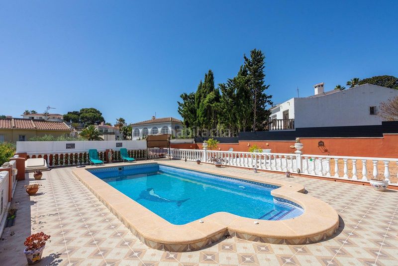 Foto b7c1744a-0529-422b-8f6f-4376f0e2f6b6. Xalet amb aparcament piscina a Los Balcones-Los Altos Torrevieja