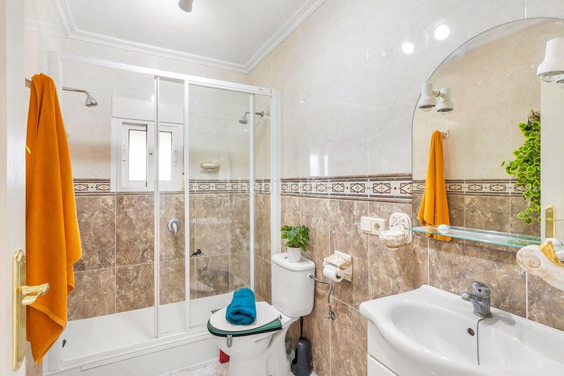 Foto b8b21b35-59b0-4d35-b381-a706da2518db. Xalet amb aparcament piscina a Los Balcones-Los Altos Torrevieja