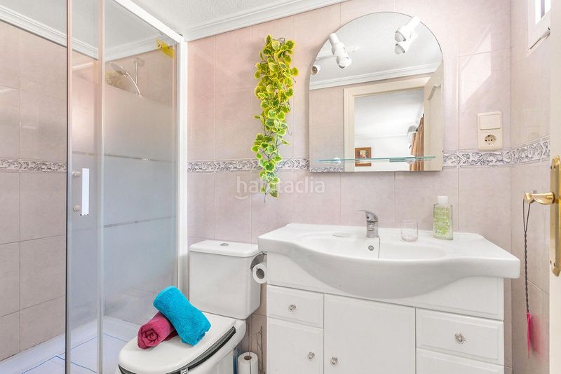 Foto f7de2d78-7d3a-41ab-951b-4c7e11bd3a8a. Xalet amb aparcament piscina a Los Balcones-Los Altos Torrevieja