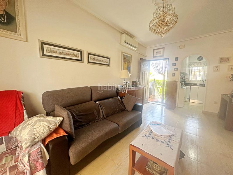 Foto c20bae79-fdc6-4350-add6-db574145d318. Casa a Aguas Nuevas Torrevieja
